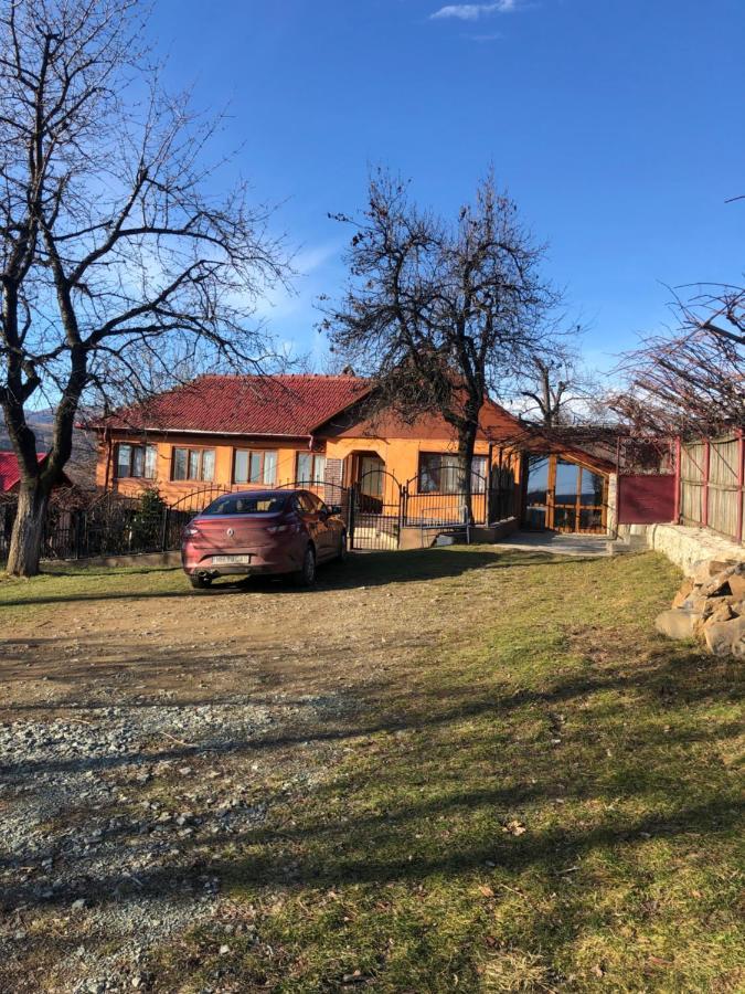 Casuta Bunicilor Isverna Hotel Exterior foto